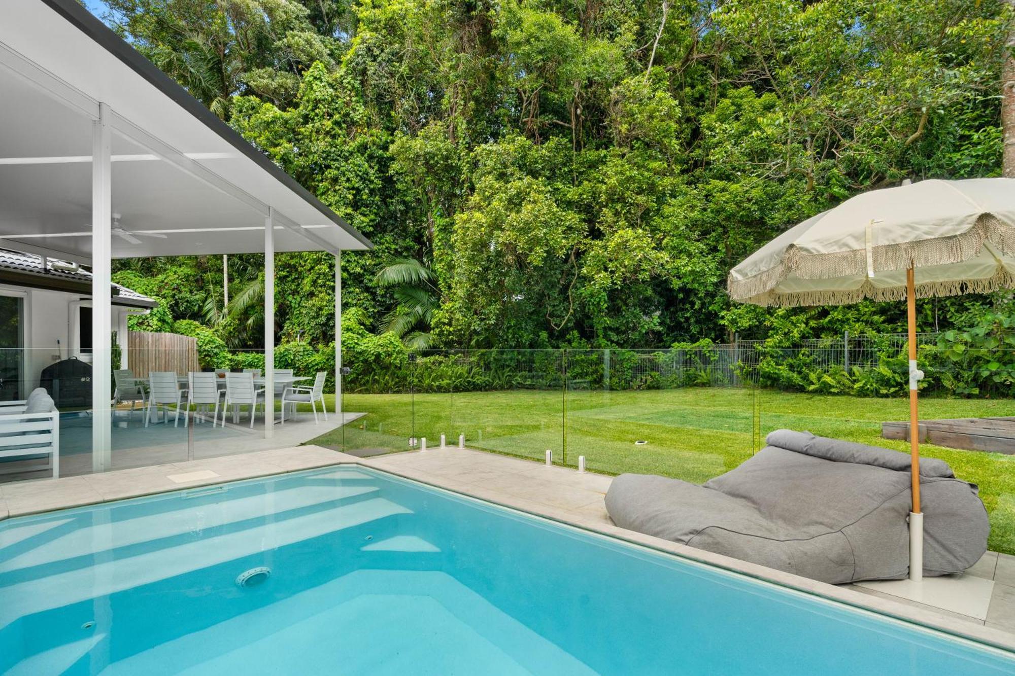 Отель Amiri On Holbrook - Pet Friendly Yaroomba Экстерьер фото